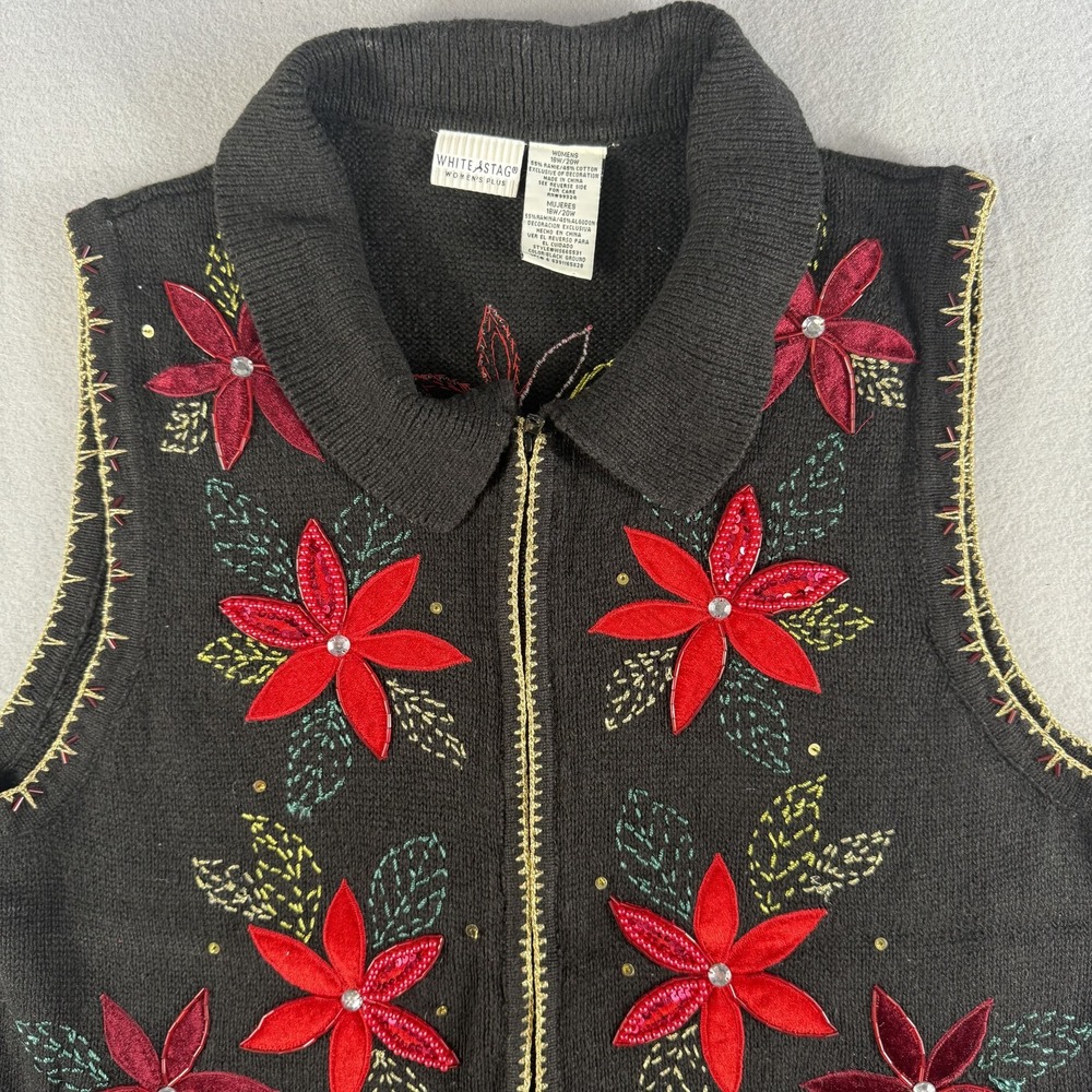 White Stag Women's‎ Plus Christmas Poinsettia Zip Vest M (18W/20W) - Picture 2 of 10